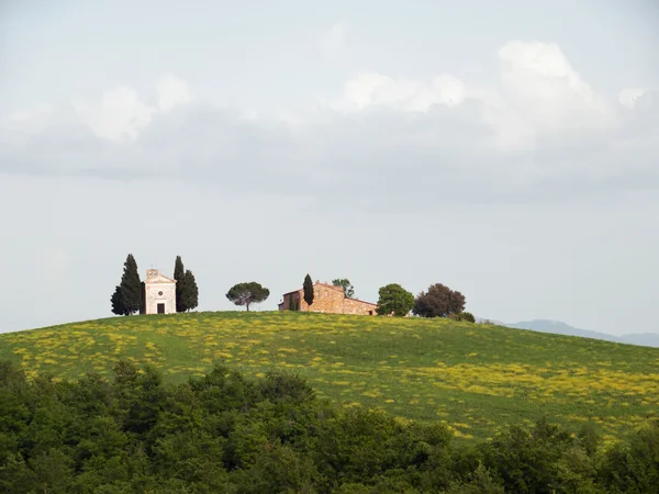 Capela típica na Toscana, Itália — Fotografia de Stock