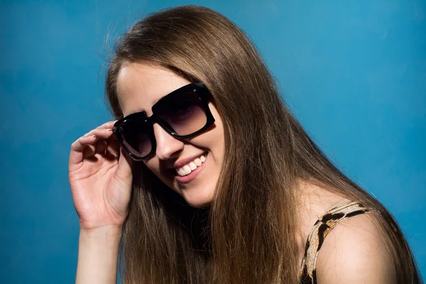 Close-up portrait of happy screaming young girl — Stock Photo, Image