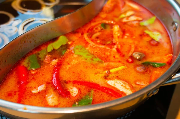 Close Spicy Soup Tom Yum Goong Thai Food Hot Pot — Stock Photo, Image