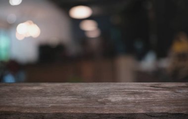 Görüntü Arkaplan Odasında Ahşap Masa Üstü içi boş kopya alanı ile 