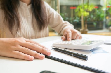 Maliyet Ekonomik Tasarruf ve Yatırım Konsepti Hesaplama Yatırım Çizelgeleri ve Hesaplama 