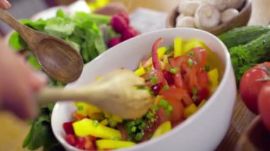 sebze salatası yavaş karıştırma Şef