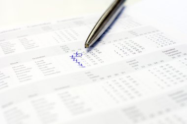 Bir takvimde işaretlenmiş daire