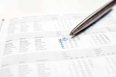 Bir takvimde işaretlenmiş daire