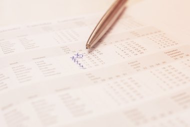 Bir takvimde işaretlenmiş daire