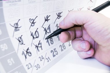 Bir takvimde işaretlenmiş daire