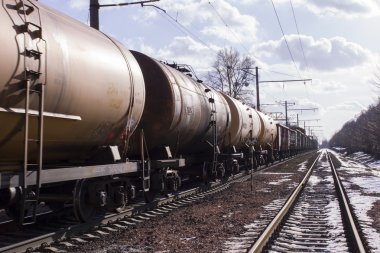 karışık yük treni kırsal manzara içinde doğal görünümü