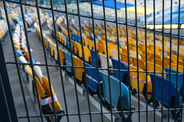 Kovové Síťoviny Fotbalovém Hřišti Omezení Prázdný Stadion — Stock fotografie