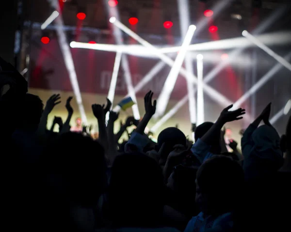 Photo of young people having fun at rock concert, active lifestyle — Stock Photo, Image