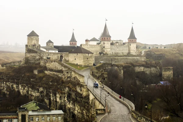 Oude toren in Kamianets-Mohelerpodolsc-Oekraïne — Stockfoto