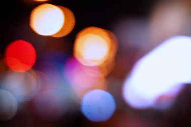 Yol ışık bokeh ile arka plan bulanıklık