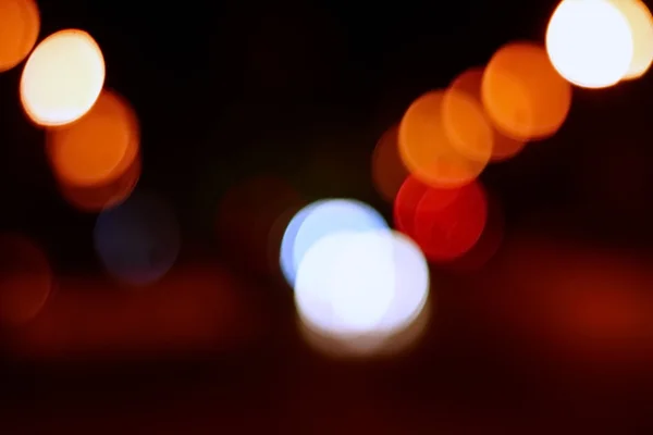 Straßenlicht verschwimmt Hintergrund mit Bokeh — Stockfoto