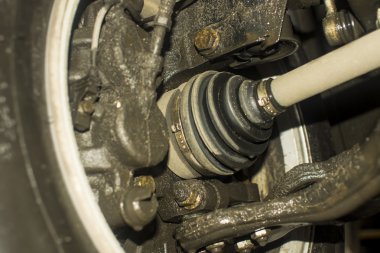 Tamir edilen arabanın görüntüsü