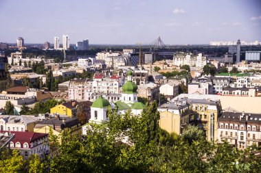 Kiev 'deki küçük renkli binalar yazın Ukrayna' da alındı