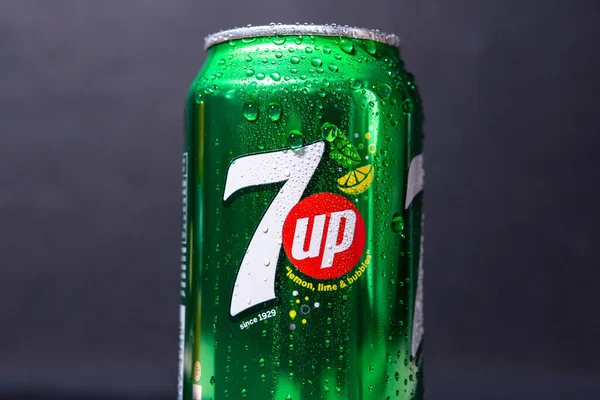 Tyumen Rusland November 2020 Citron Lime Aromatiseret Drink 7Up Blev - Stock-foto