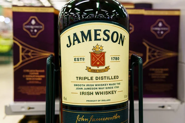 Tyumen Russie Novembre 2020 Whisky Jameson Est Une Grande Bouteille — Photo