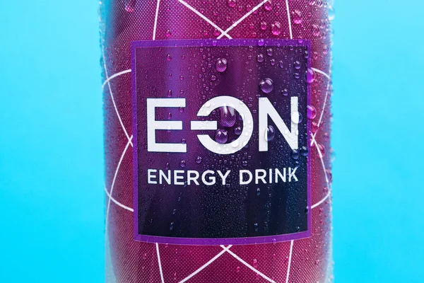 Tyumen Rússia Dezembro 2020 Logotipo Bebida Energética Eon Fecha Close — Fotografia de Stock