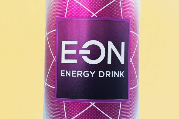 Tyumen Russia Грудня 2020 Aluminium Can Eon Energy Drink Швейцарська — стокове фото