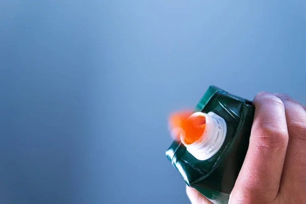 Gießt Glas Mit Frischem Tomatensaft Aus Nächster Nähe Hausgemachter Saft — Stockfoto