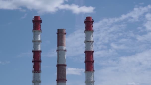 Żadnego dymu z rur przemysłowych. Strefa przemysłowa. zanieczyszczenie środowiska. kamera statyczna — Wideo stockowe