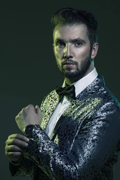 Sexy young man in suit — Stock Photo, Image