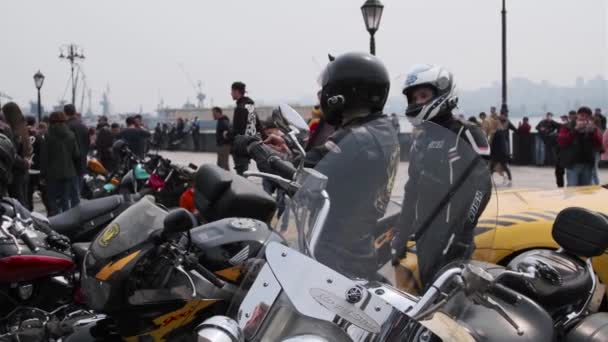 Vladivostok Primorsky Territory Ρωσία Απριλίου 2021 Έναρξη Της Σεζόν Ποδηλάτη — Αρχείο Βίντεο