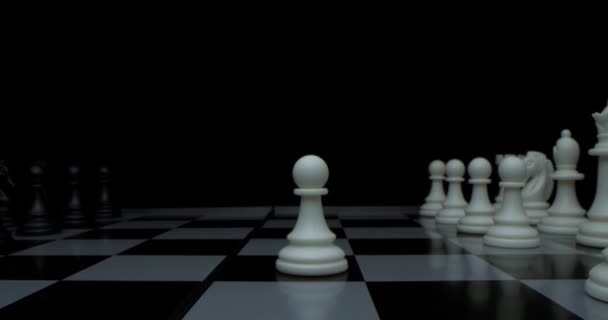 Παιχνίδι σκακιού. Γυρίστηκε σε ένα σκοτεινό κλειδί. Λευκό κινείται με ένα πιόνι. Super-macro φωτογραφία μιας σκακιέρας με σκάκι, φωτογραφική μηχανή ταξιδεύει σε ένα slider από λευκά κομμάτια σε μαύρα. — Αρχείο Βίντεο