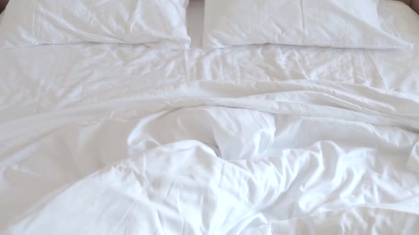 Bedlinen Morning Close Messy Pillow Sheet Blanket Bed Sleeping Unmade — Stock Video