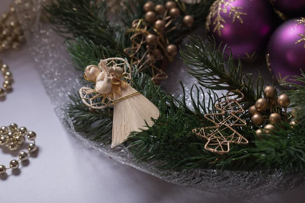 Noel çelengi ve Noel Balosu Meleği