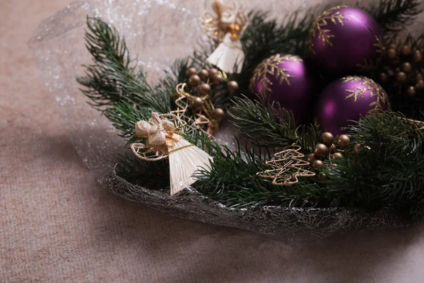 Noel çelengi ve Noel Balosu Meleği