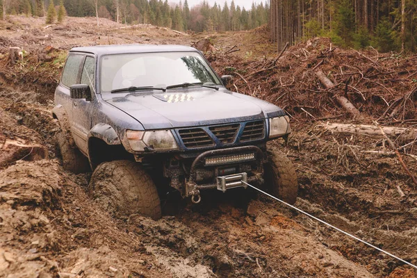 Des Voitures Sales Des Roues Dans Les Montagnes Marais Sur — Photo