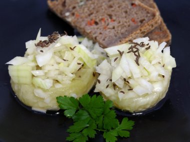 Hessische Spezialitt - Handkse mit Musik