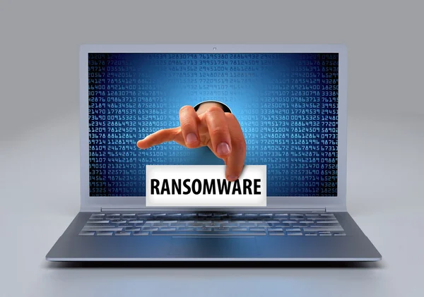 Mano sosteniendo un messeage - ransomware —  Fotos de Stock