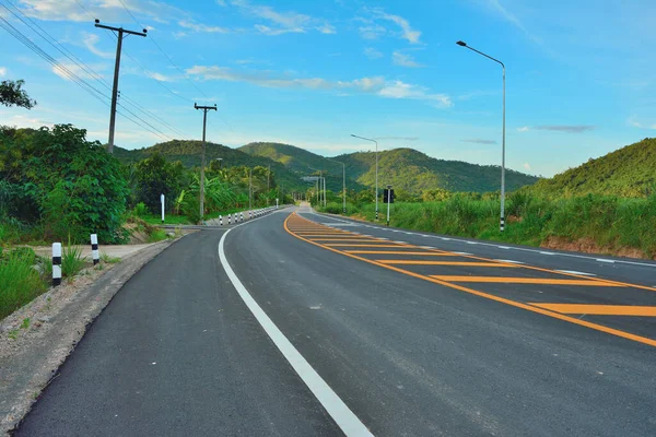 Landweg Naar Berg Natuurlijk Landschap Tropische Van Het Platteland Thailand — Stockfoto