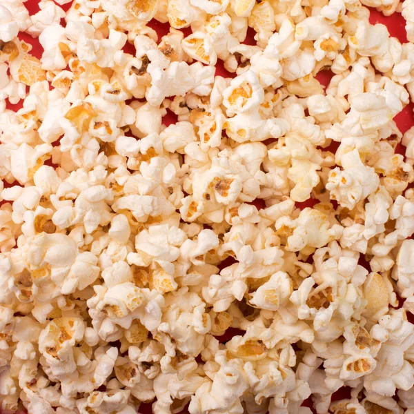 Hromada Lahodného Popcornu Izolovaného Pozadí Roztroušené Popcorn Textury Pozadí Selektivní — Stock fotografie