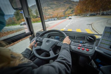 İşte şoför kadınla bir gün.