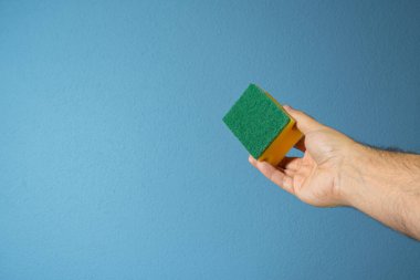 Temizlik için bazı araçlar ve bizi korudu.