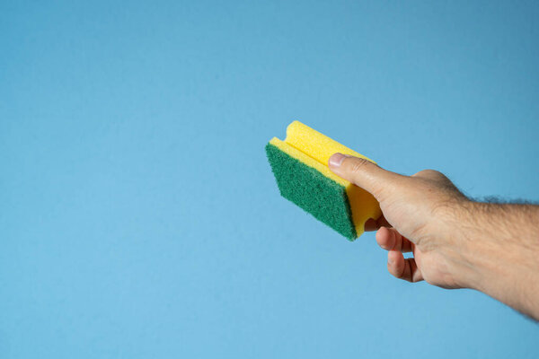 некоторые инструменты для дезинфекции и защитил нас