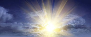 Gün batımı gökyüzü parlak ışıklı bulutlar soyut bir tarzda.