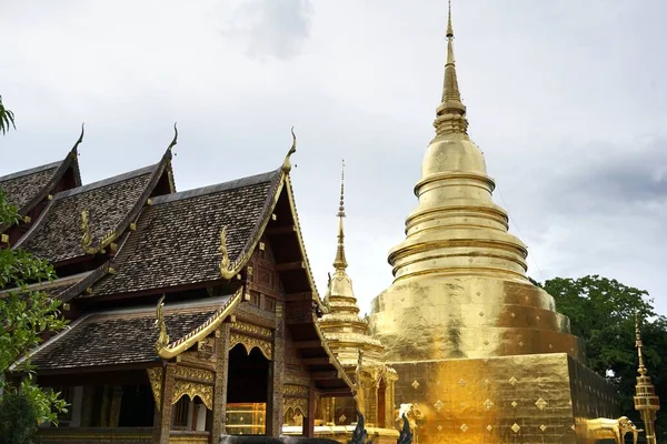 チェンマイの寺院とは何ですか — ストック写真