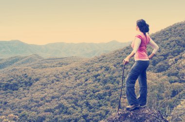 kadın hiker Dağları