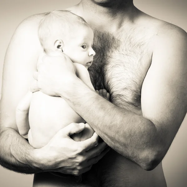 Dad Holding Newborn Baby — Stock Photo, Image