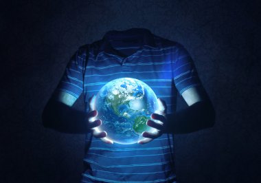 Dünya tutarak. (Öğeleri nasa tarafından sağlanan)