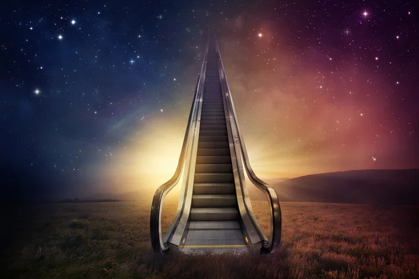 Escalator sky — Stockfoto
