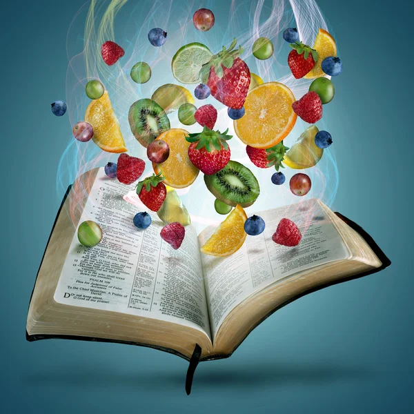 Ovoce a Bible — Stock fotografie