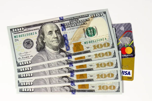 500 dolarlık banknotlar Visa ve Mastercard 'da.