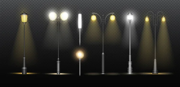 Φανοί στην οδό Σίτυ. Ρεαλιστικό κλασικό δρόμο lamppost συλλογή με μεταλλικά streetlights λαμπερό με ηλεκτρικά κίτρινα και λευκά φώτα, streetlights σε σκούρο φόντο νύχτα. — Διανυσματικό Αρχείο