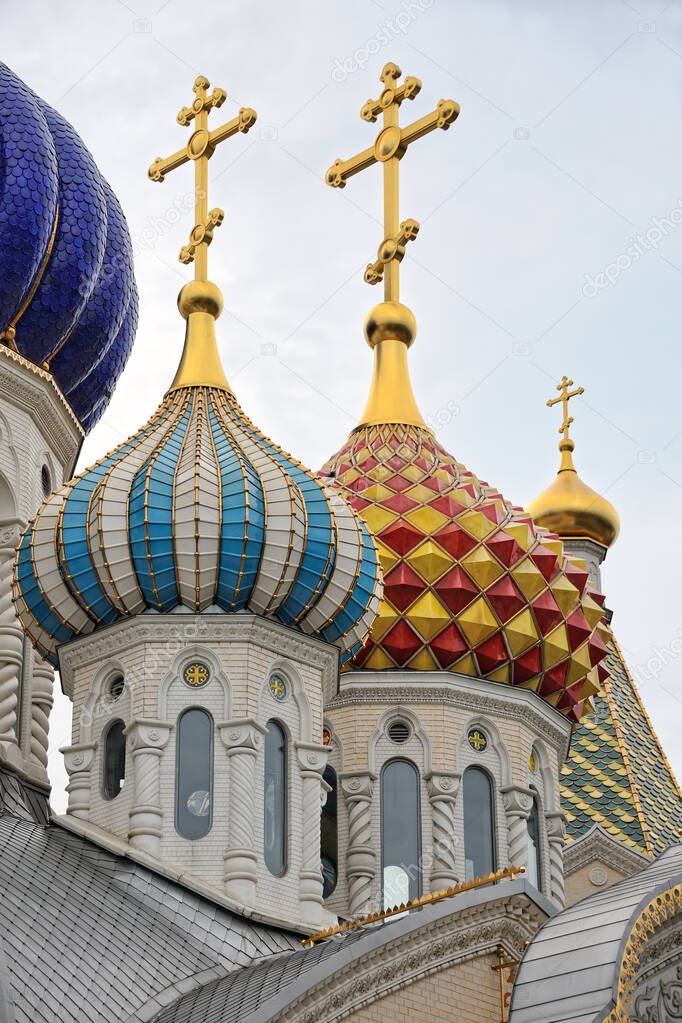 Beautiful porcelain onion-shaped domes topped with crosses of the Church of Blessed Grand Prince Igor of Chernigov and Kiev in Peredelkino village. PEREDELKINO, MOSCOW REGION, RUSSIA