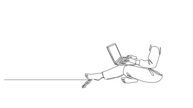 Animasyon çizimleri, dizüstü bilgisayar kullanarak yerde oturan kadın çizimleri, çizgi çizimleri.