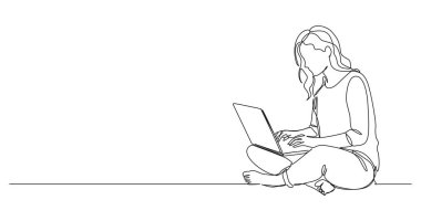 Dizüstü bilgisayarla bağdaş kurmuş genç bir kadının çizgi çizimleri, çizgi çizimleri.